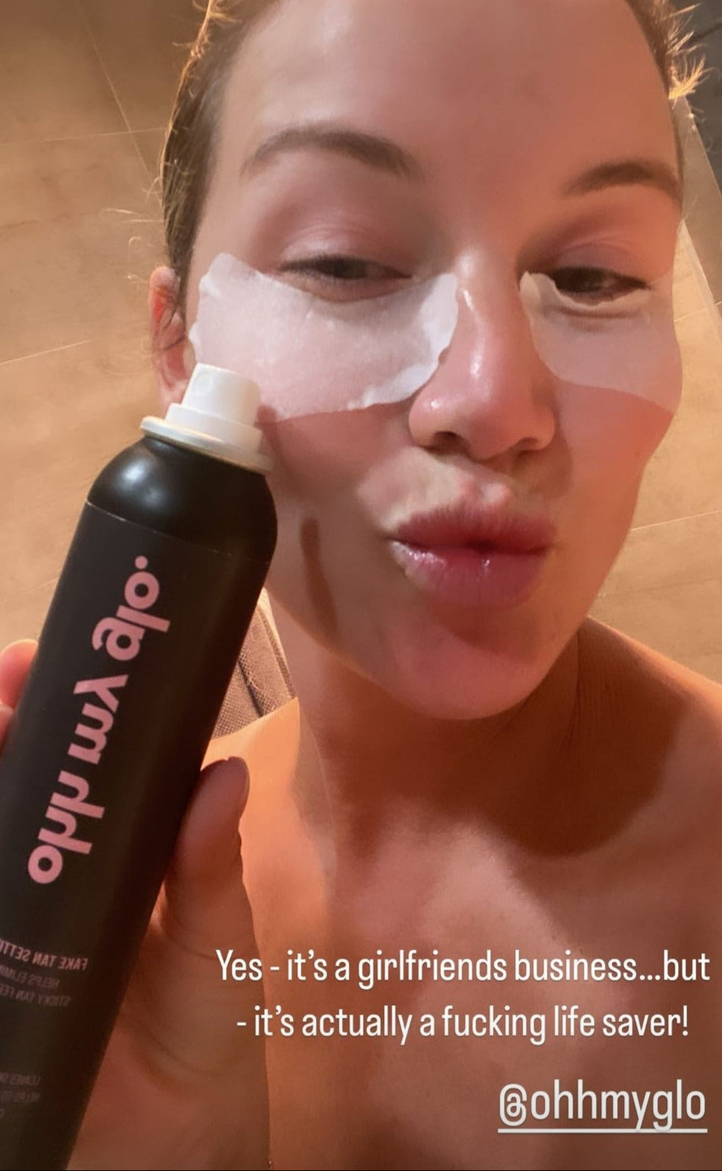 hannah below deck holding the setting spray