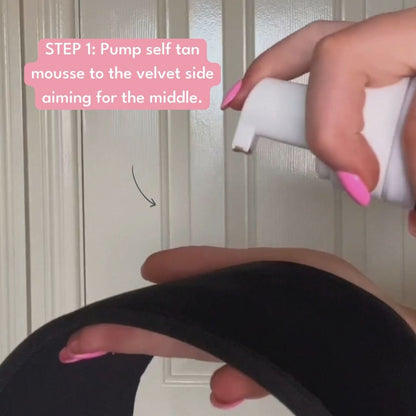 Step-by-step guide showing how to use the Ohh My Glo Back Tan Applicator